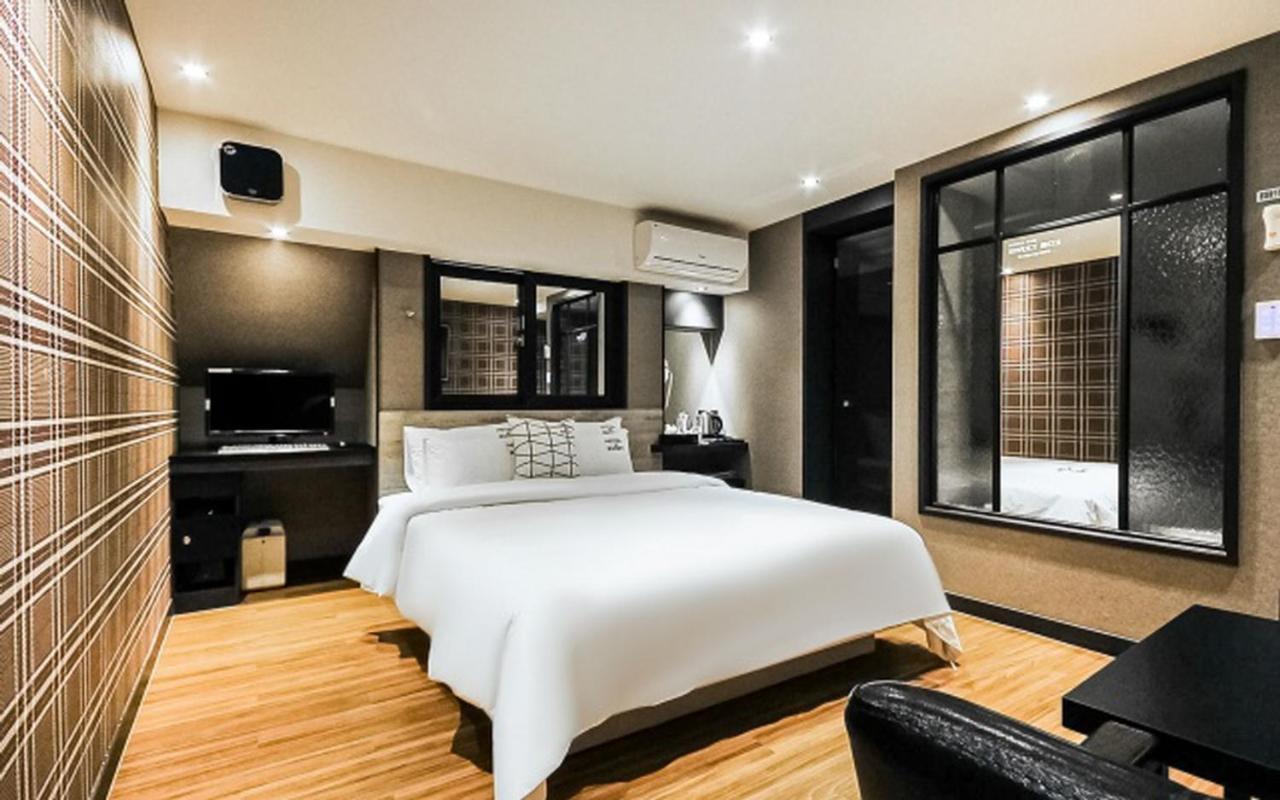 Hotel Bellus Busan Exterior photo